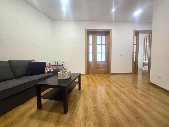 5 room luxury Apartment for rent in Madrid, Spain