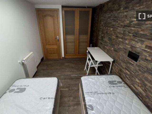 5 room luxury Apartment for rent in Madrid, Spain