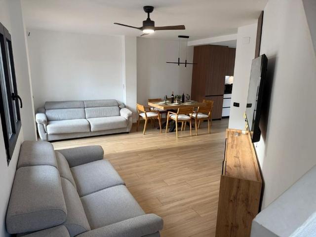 5 room luxury House for rent in El Campello, Valencia