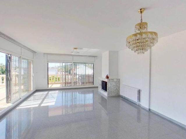 5 room luxury House for rent in Viladecans, Spain