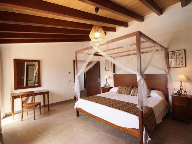 5 room luxury Villa for rent in Felanitx, Spain
