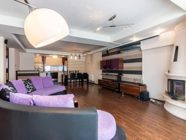 5 room villa with garden, Pipera area