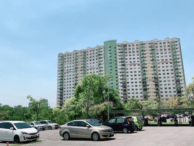 5 Rooms full loan DESAMINIUM RIMBA Serdang Equine Seri Kembangan