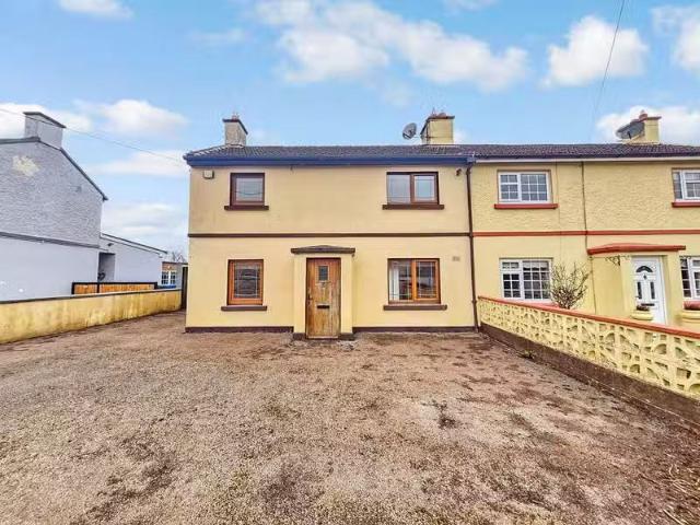5 St. Conleths Terrace, Edenderry, Co. Offaly, R45XY50 is for.