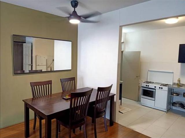 5 Stars condos