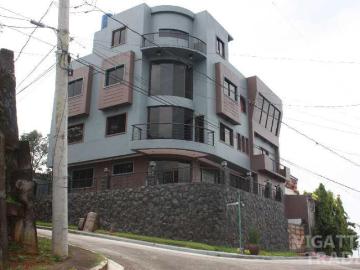 5 Storey Modern House w/ 360 degrees Overlooking
