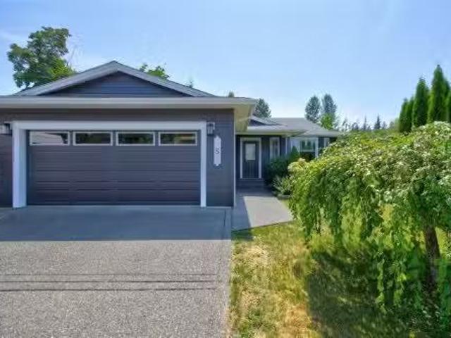 5 Strathcona Crt, Campbell River, BC, V9H 1W3 house for sale.