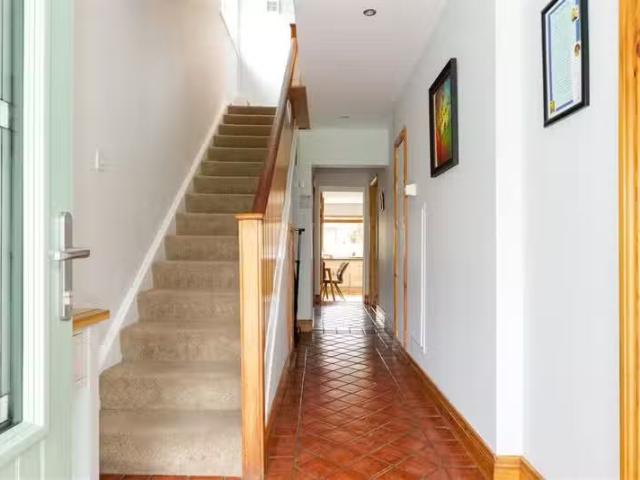 5 Sycamore Drive, Highfield Park, Shantalla, Galway, H91 F25N