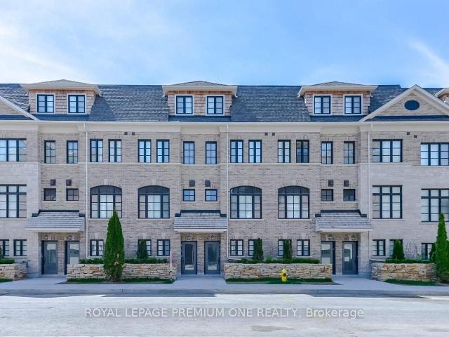 5 Salvador Allende Court in Toronto: Wychwood Condo Townhouse for lease Toronto C02: MLS®# C12855542