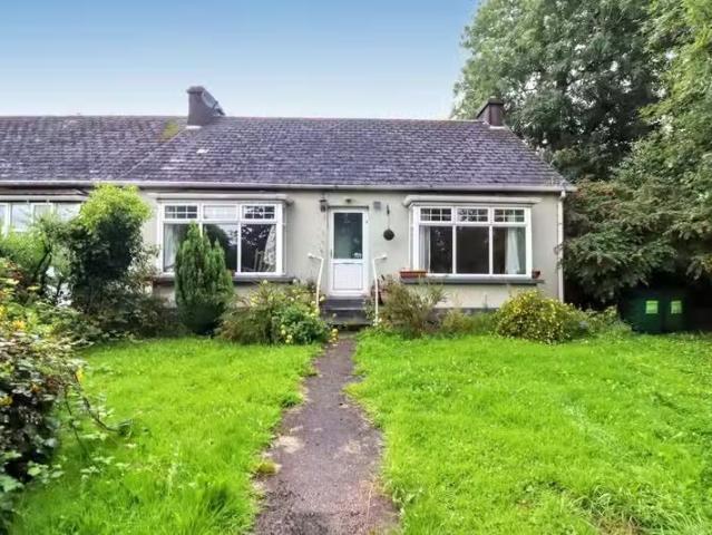 5 Shelbourne Gardens, Farranshone, Thomondgate, Co. Limerick.