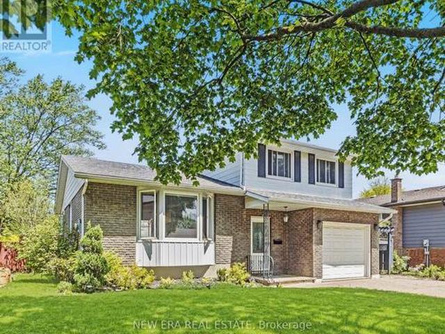 5 Shetland Crescent, St. Catharines, ON, L2P 3P6 house for sale | Listing ID X13561 | Royal LePage