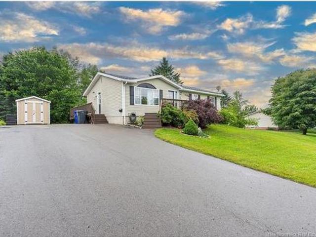 5 Sinclair St, Saint Stephen, NB, E3L 3C8 house for sale | Listing ID NB143082 | Royal LePage