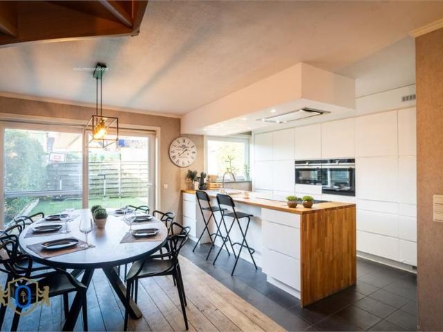 5 slpkr woning met garage & tuin