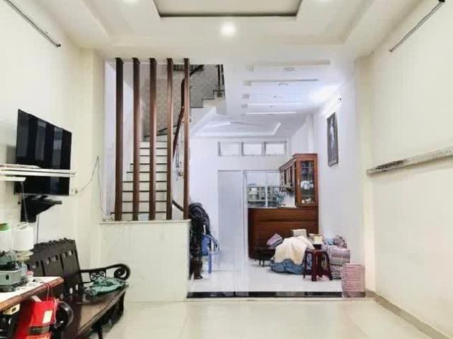 5 tỷ 25 nhà 4 tầng 64m2 đình phong phú, tnp b, q. 9