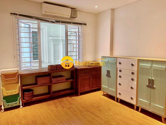 5 tầng ở ngay phố thạch bàn, gần aeon, ở sướng