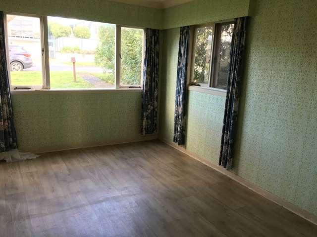 5 Takutai Avenue, Bucklands Beach, Manukau City