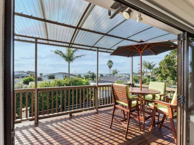 5 Taihiki Road, Clarks Beach, Franklin