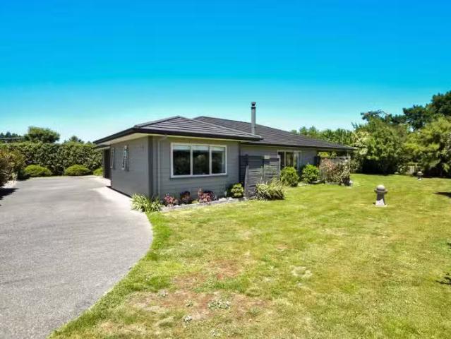 5 Tararua Crescent, Carterton, Carterton For Sale