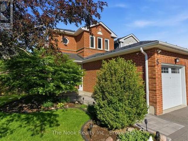 5 Teddington Crescent, Whitby Pringle Creek, ON, L1R 1S4 house for sale | Listing ID E13459 | Royal LePage