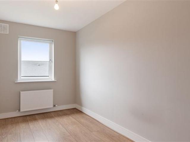 5 The Close, Semple Woods, Donabate, Dublin Noel Kelly Auctioneers Ltd 4947 MyHome. Ie Residential