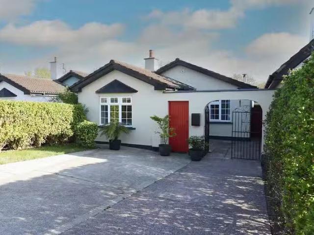 5 The Grove, Waterpark, Carrigaline, Co. Cork, P43XD79 is for.