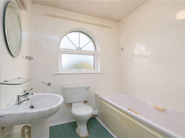 5 The Meadows, Clane, Kildare REA Brophy Farrell 4837 MyHome. Ie Residential