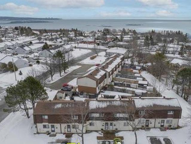 5 Thompson Place Saint John New Brunswick