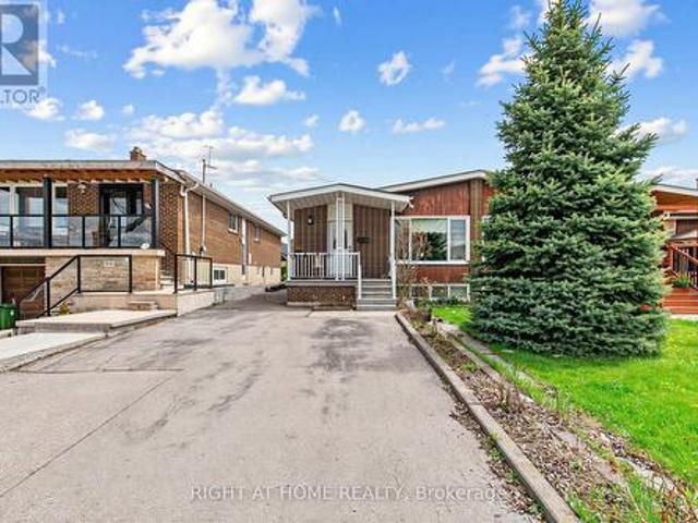 5 Thwaite Avenue, Toronto, ON, M3L 2C8 house for sale | Listing ID W13075 | Royal LePage
