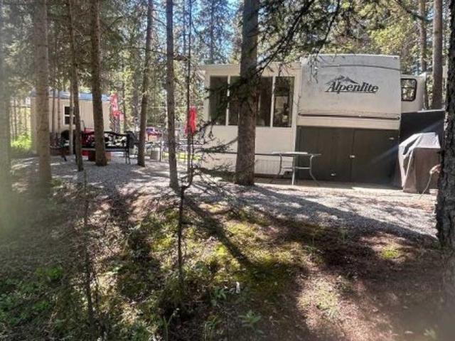 5 Timber Close 5230 Highway 27, Sundre, AB, T0M 1X0 condo for sale | Listing ID A2316 | Royal LePage