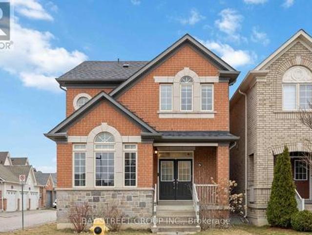 5 Tottenham Court, Markham, ON, L6B 1H5 house for sale | Listing ID N13718 | Royal LePage