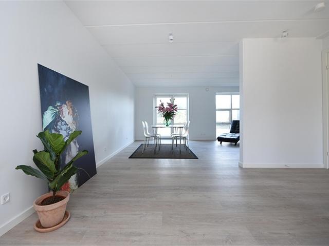 5 værelser for 14.495 kr. pr. måned, Hørning, Aarhus