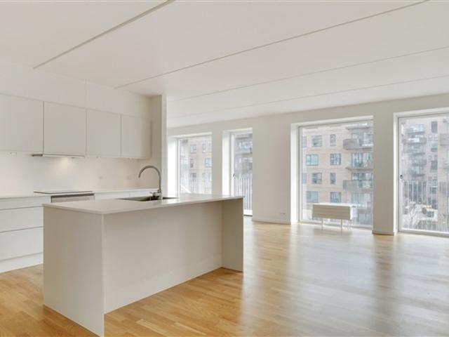 5 værelser for 18.700 kr. pr. måned, København S, København