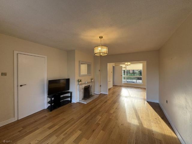 5 Vale View Avenue, Cabinteely, Dublin 18