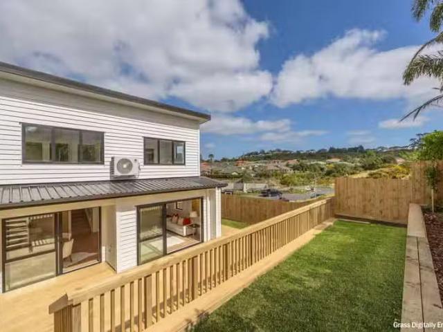 5 Vinifera Place, Albany, North Shore City For Sale