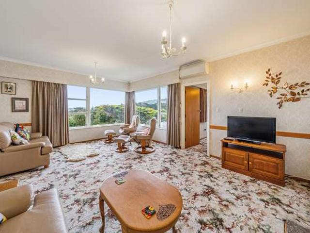 5 Vista Grove, Kelson, Lower Hutt City