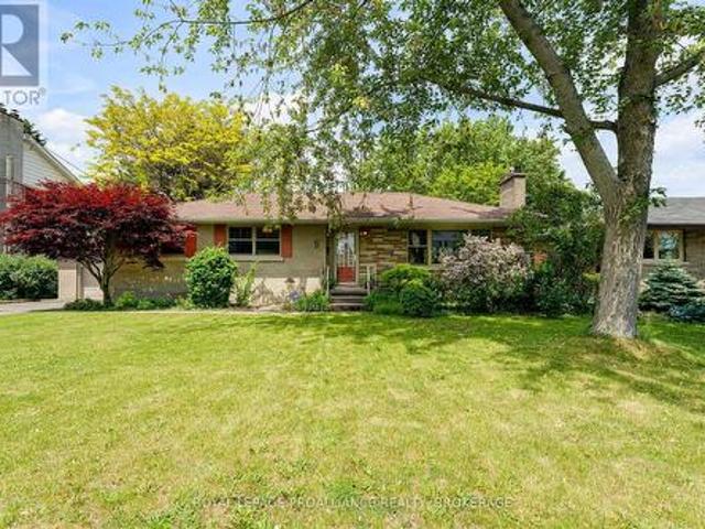 5 Watts Crescent, Kingston Central City West, ON, K7M 2P4 house for sale | Listing ID X13532 | Royal LePage
