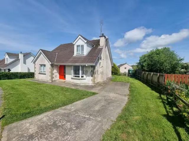 5 Woodpark, Lismonaghan, Letterkenny, Co. Donegal is for rent
