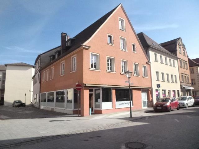 Wohn und Geschäftshaus in der Innenstadt von 91781 Weißenburg