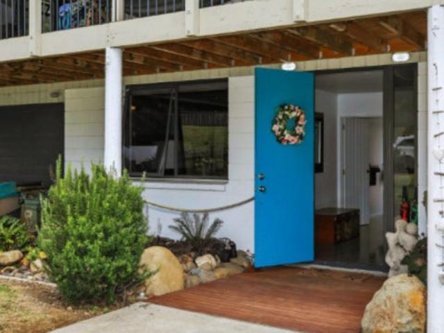 5 years new, Builders own home