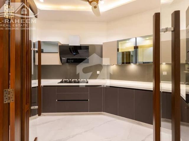 5 years slightly used 2 kanal ultra modern fully furnished villa for sale in dha phase 1 near to park