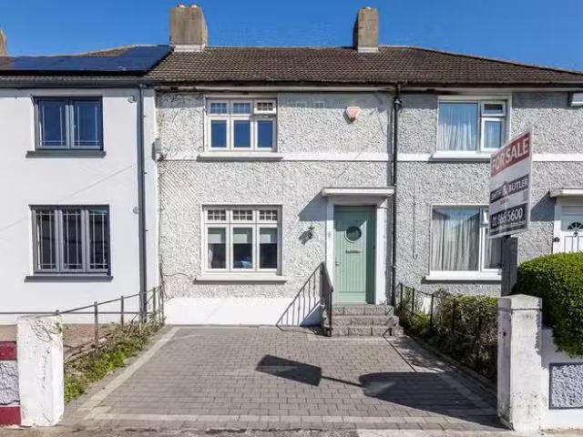 5 Yellow Road, Whitehall, Dublin 9