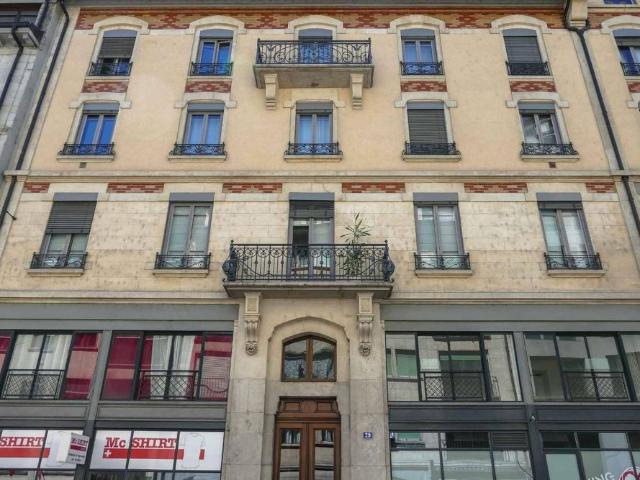 5 Zimmer, 90 m², 2. Stock