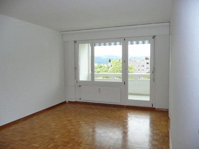 5 Zimmer, 94 m², 1. Stock