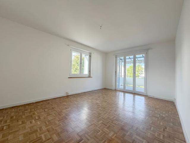 5 Zimmer, 94 m², 2. Stock