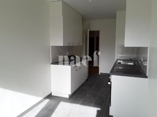 5 Zimmer, 98 m², 2. Stock