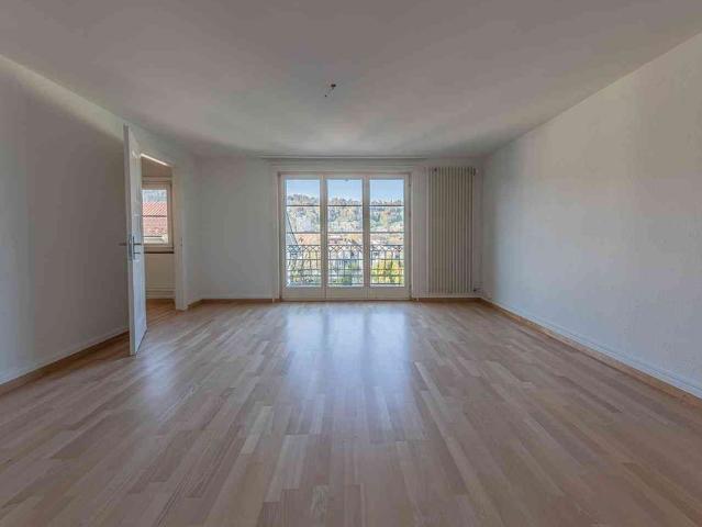 5 Zimmer, 100 m², 2. Stock