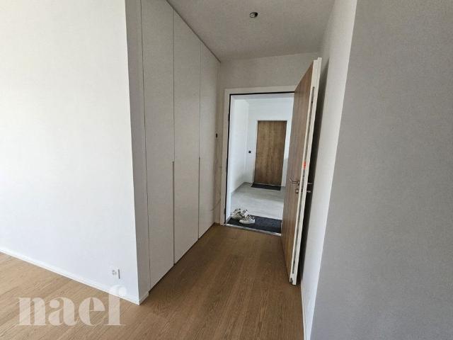 5 Zimmer, 104 m², 2. Stock