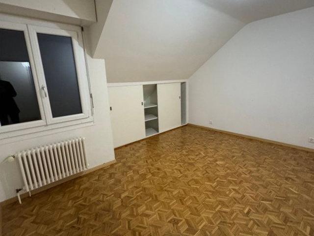 5 Zimmer, 105 m², 3. Stock