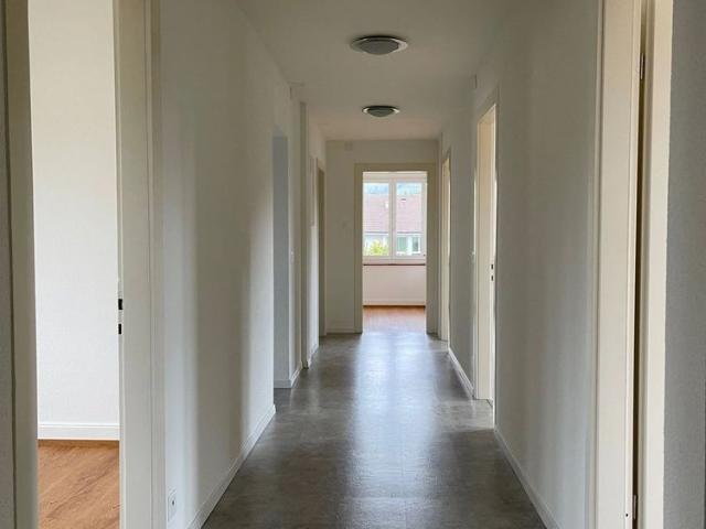 5 Zimmer, 106 m², 2. Stock