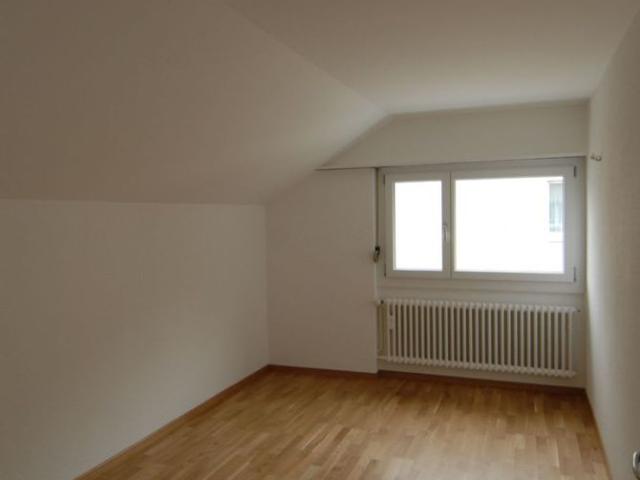 5 Zimmer, 114 m², 2. Stock